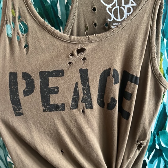 Fun rustic style tank top worn alone or with a bra-let. - Picture 3 of 3
